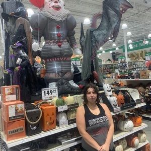 Meet your Posher, Juile